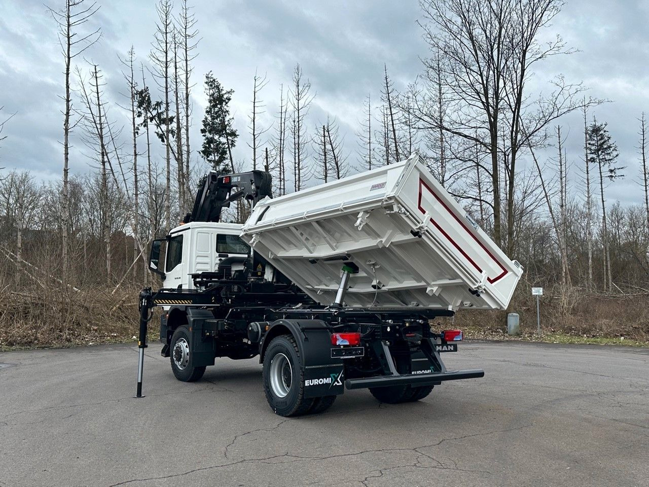 MAN TGM 18.320 4x4 Euro6e Hiab X-HiDuo 138DS-3 - Kiper, Kamion s kranom: slika MAN TGM 18.320 4x4 Euro6e Hiab X-HiDuo 138DS-3 - Kiper, Kamion s kranom MAN TGM 18.320 4x4 Euro6e Hiab X-HiDuo 138DS-3 - Kiper, Kamion s kranom: slika MAN TGM 18.320 4x4 Euro6e Hiab X-HiDuo 138DS-3 - Kiper, Kamion s kranom