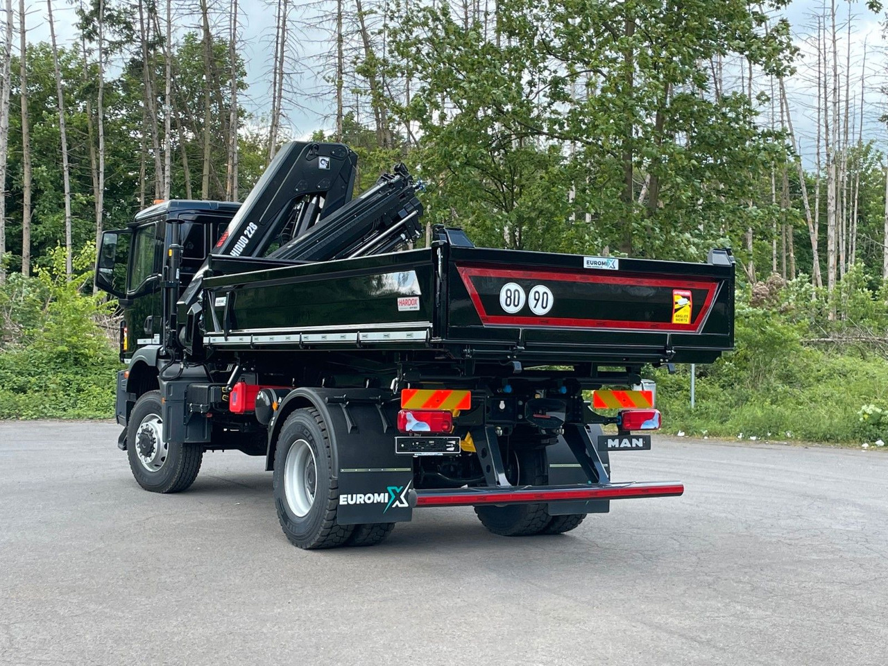 MAN TGM 18.320 4x4 Euro6e Hiab X Hiduo 228-4 - Kiper, Kamion s kranom: slika MAN TGM 18.320 4x4 Euro6e Hiab X Hiduo 228-4 - Kiper, Kamion s kranom MAN TGM 18.320 4x4 Euro6e Hiab X Hiduo 228-4 - Kiper, Kamion s kranom: slika MAN TGM 18.320 4x4 Euro6e Hiab X Hiduo 228-4 - Kiper, Kamion s kranom