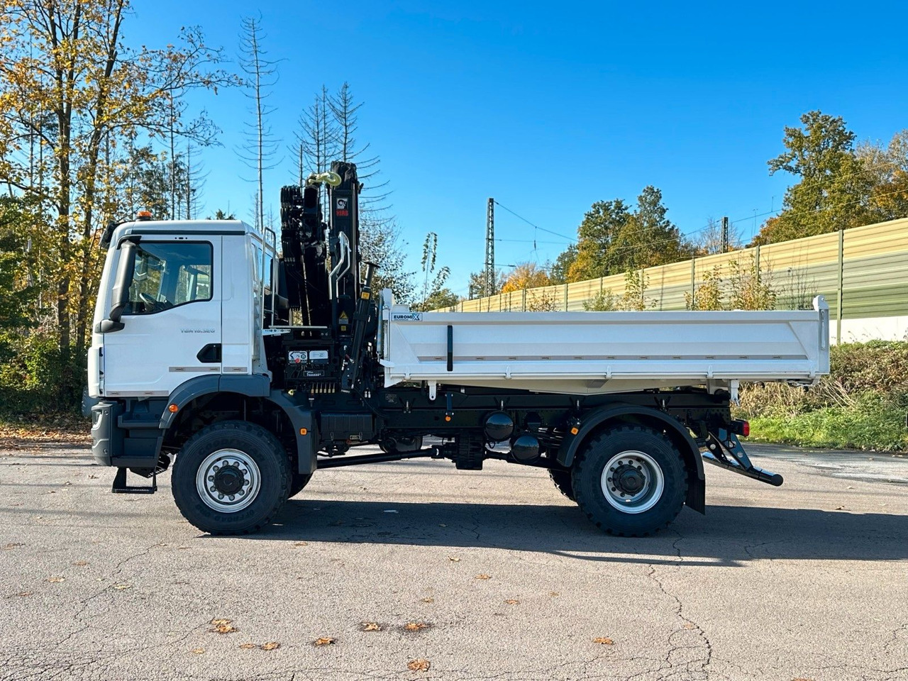MAN TGM 18.320 4x4 /Singelbereift/einzelbereift Kran - Kiper, Kamion s kranom: slika MAN TGM 18.320 4x4 /Singelbereift/einzelbereift Kran - Kiper, Kamion s kranom MAN TGM 18.320 4x4 /Singelbereift/einzelbereift Kran - Kiper, Kamion s kranom: slika MAN TGM 18.320 4x4 /Singelbereift/einzelbereift Kran - Kiper, Kamion s kranom