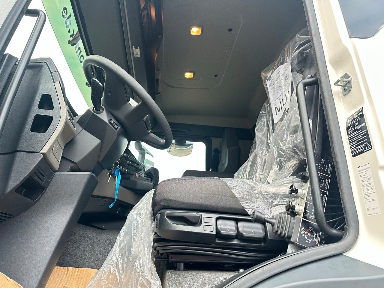 Kiper, Kamion s kranom MAN TGS 33.440 6x6 /3-Seiten- Kipper / Kran HIAB 302: slika Kiper, Kamion s kranom MAN TGS 33.440 6x6 /3-Seiten- Kipper / Kran HIAB 302