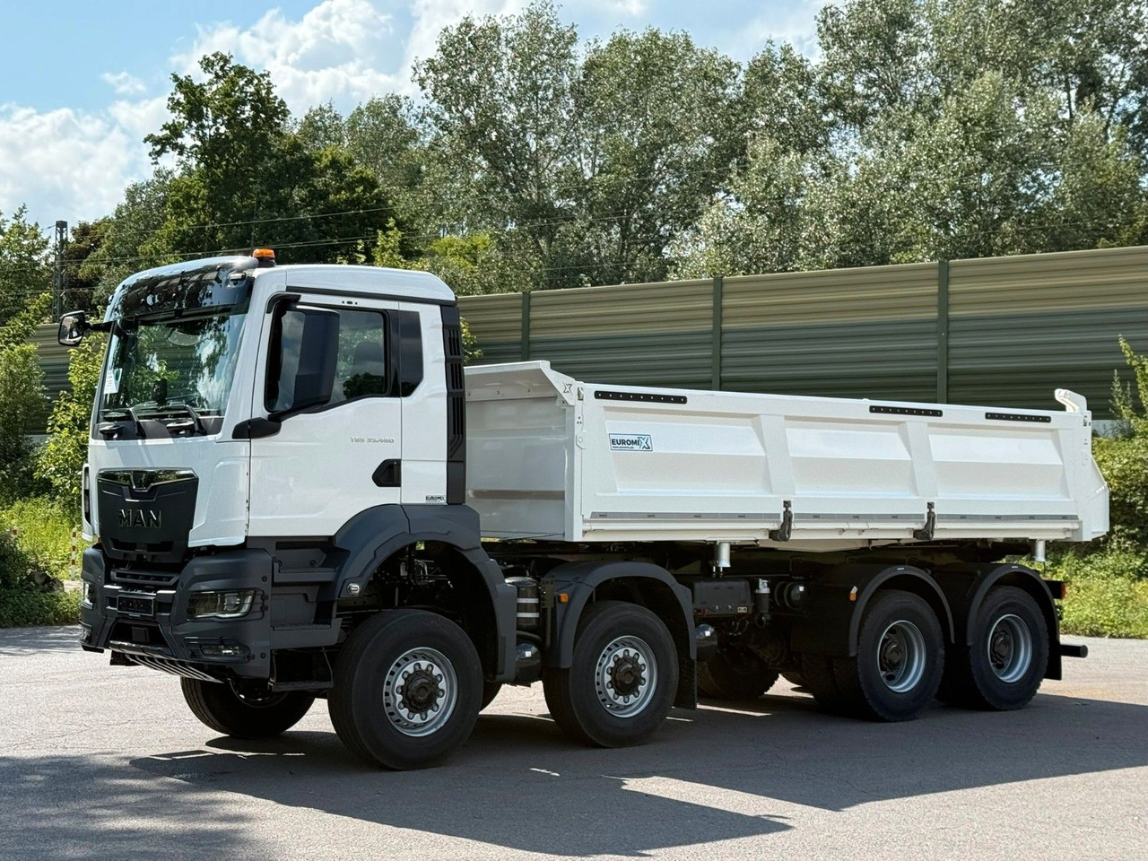 MAN TGS 35.480 8x6 EuromixMTP 3-Seiten-Kipper - Kiper: slika MAN TGS 35.480 8x6 EuromixMTP 3-Seiten-Kipper - Kiper MAN TGS 35.480 8x6 EuromixMTP 3-Seiten-Kipper - Kiper: slika MAN TGS 35.480 8x6 EuromixMTP 3-Seiten-Kipper - Kiper