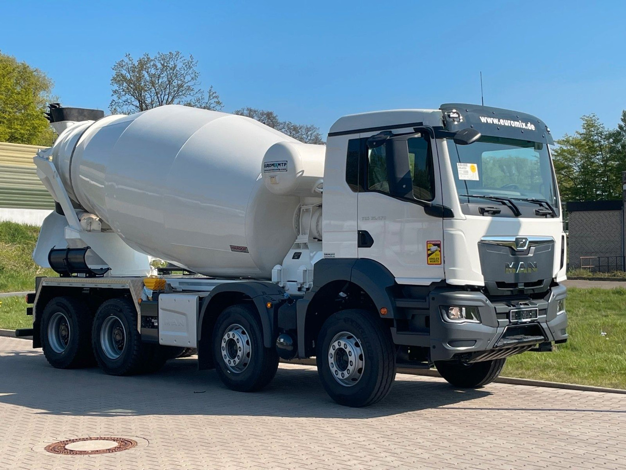 MAN TGS 35.520 8x4 /Euro6e EuromixMTP EM 10 L - Automješalica: slika MAN TGS 35.520 8x4 /Euro6e EuromixMTP EM 10 L - Automješalica MAN TGS 35.520 8x4 /Euro6e EuromixMTP EM 10 L - Automješalica: slika MAN TGS 35.520 8x4 /Euro6e EuromixMTP EM 10 L - Automješalica