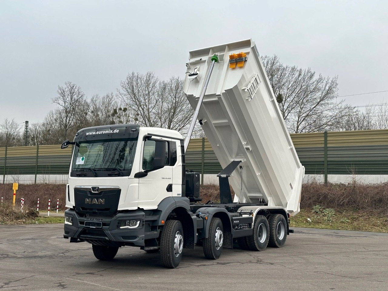 MAN TGS 41.400 8x4 / EUROMIX MTP 20m³/ EURO 5 - Utovarivač s proklizavajućim upravljanjem: slika MAN TGS 41.400 8x4 / EUROMIX MTP 20m³/ EURO 5 - Utovarivač s proklizavajućim upravljanjem MAN TGS 41.400 8x4 / EUROMIX MTP 20m³/ EURO 5 - Utovarivač s proklizavajućim upravljanjem: slika MAN TGS 41.400 8x4 / EUROMIX MTP 20m³/ EURO 5 - Utovarivač s proklizavajućim upravljanjem