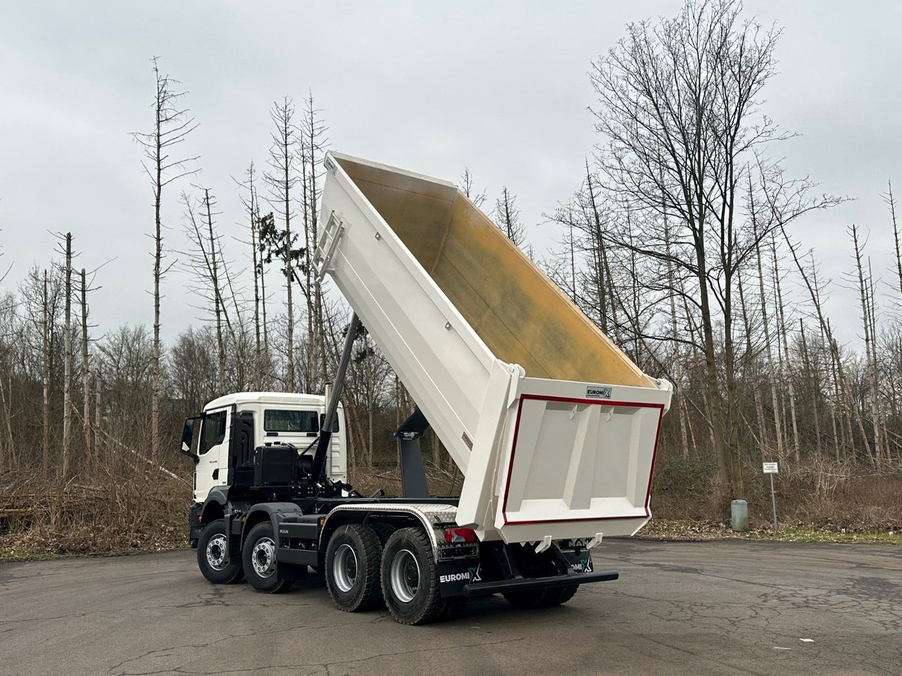 MAN TGS 41.400 8x4 / EUROMIX MTP 20m³/ EURO 5 - Utovarivač s proklizavajućim upravljanjem: slika MAN TGS 41.400 8x4 / EUROMIX MTP 20m³/ EURO 5 - Utovarivač s proklizavajućim upravljanjem MAN TGS 41.400 8x4 / EUROMIX MTP 20m³/ EURO 5 - Utovarivač s proklizavajućim upravljanjem: slika MAN TGS 41.400 8x4 / EUROMIX MTP 20m³/ EURO 5 - Utovarivač s proklizavajućim upravljanjem
