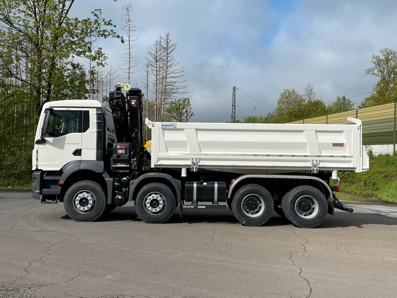 MAN TGS 41.480 8x4/Euro6e Euromix Kipper Hiab 228-6 - Kiper, Kamion s kranom: slika MAN TGS 41.480 8x4/Euro6e Euromix Kipper Hiab 228-6 - Kiper, Kamion s kranom MAN TGS 41.480 8x4/Euro6e Euromix Kipper Hiab 228-6 - Kiper, Kamion s kranom: slika MAN TGS 41.480 8x4/Euro6e Euromix Kipper Hiab 228-6 - Kiper, Kamion s kranom