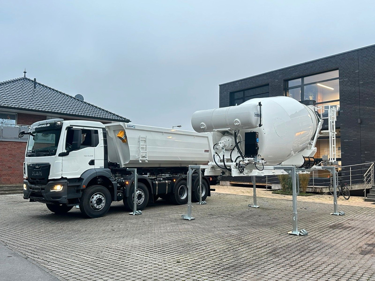MAN TGS 41.480 8x4 WECHSELSYSTEM KIPPER+MISCHER - Automješalica: slika MAN TGS 41.480 8x4 WECHSELSYSTEM KIPPER+MISCHER - Automješalica MAN TGS 41.480 8x4 WECHSELSYSTEM KIPPER+MISCHER - Automješalica: slika MAN TGS 41.480 8x4 WECHSELSYSTEM KIPPER+MISCHER - Automješalica