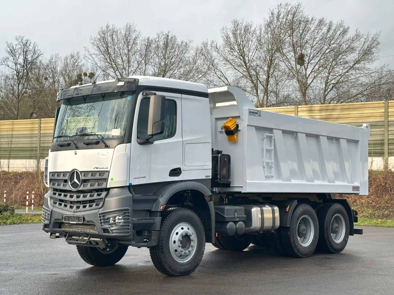 Mercedes-Benz 4048 6X4 Arcos 5 EuromixMTP Dumper Kipper - Kiper: slika Mercedes-Benz 4048 6X4 Arcos 5 EuromixMTP Dumper Kipper - Kiper Mercedes-Benz 4048 6X4 Arcos 5 EuromixMTP Dumper Kipper - Kiper: slika Mercedes-Benz 4048 6X4 Arcos 5 EuromixMTP Dumper Kipper - Kiper