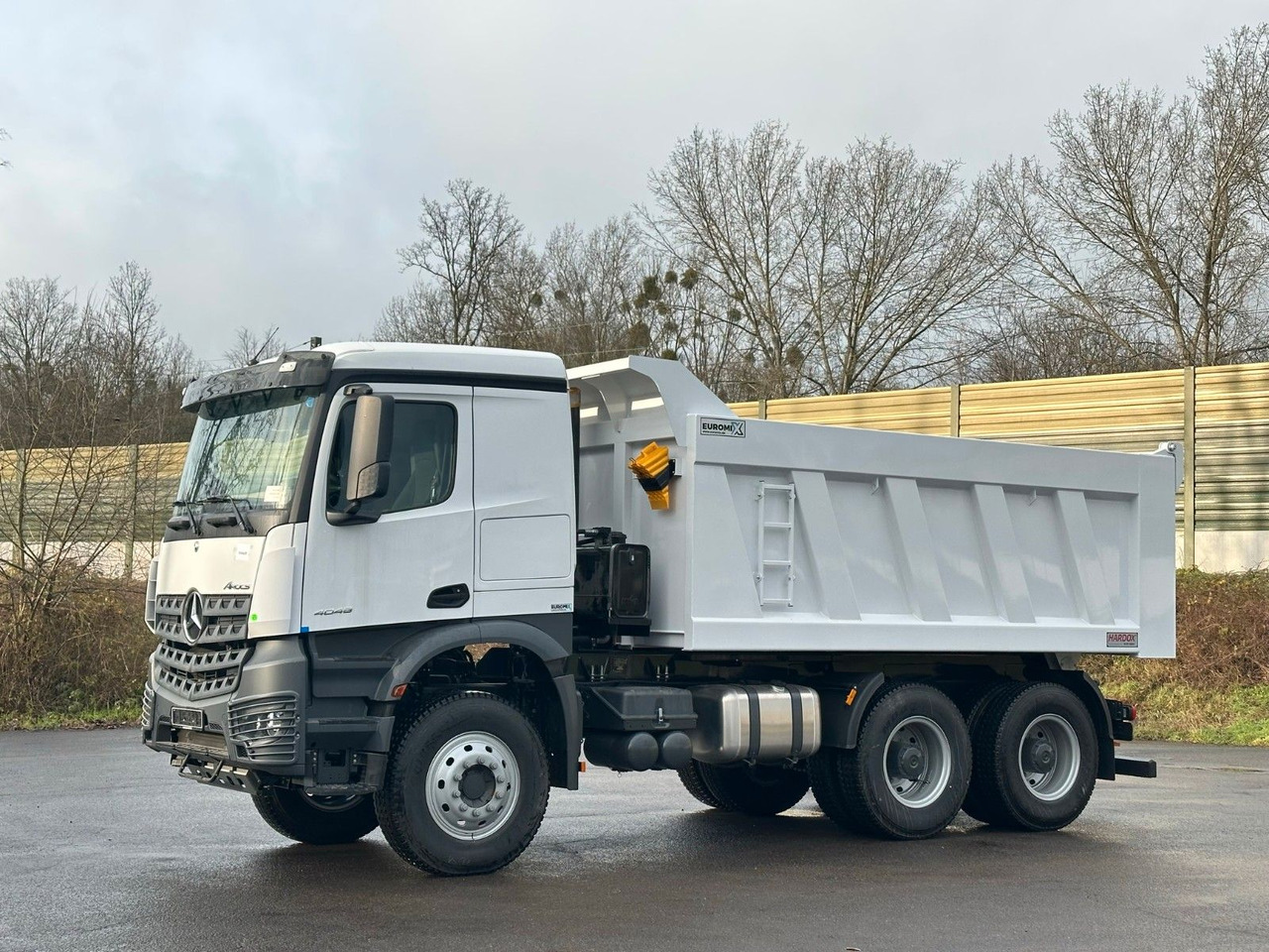 Mercedes-Benz 4048 6X4 Arcos 5 EuromixMTP Dumper Kipper - Kiper: slika Mercedes-Benz 4048 6X4 Arcos 5 EuromixMTP Dumper Kipper - Kiper Mercedes-Benz 4048 6X4 Arcos 5 EuromixMTP Dumper Kipper - Kiper: slika Mercedes-Benz 4048 6X4 Arcos 5 EuromixMTP Dumper Kipper - Kiper