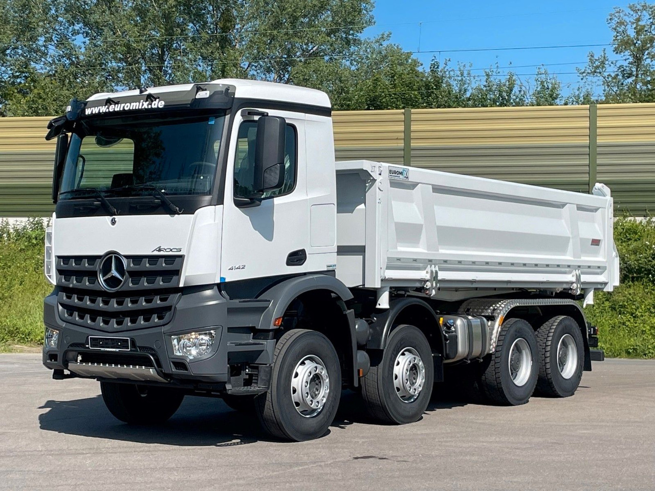 Mercedes-Benz 4145 8X4 Euromix EMT 3-Seiten-Kipper - Kiper: slika Mercedes-Benz 4145 8X4 Euromix EMT 3-Seiten-Kipper - Kiper Mercedes-Benz 4145 8X4 Euromix EMT 3-Seiten-Kipper - Kiper: slika Mercedes-Benz 4145 8X4 Euromix EMT 3-Seiten-Kipper - Kiper