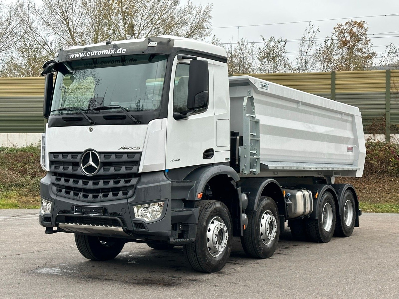 Mercedes-Benz AROCS 5 4145 8X4 E6e EuromixMTP 18m³ Kipper - Kiper: slika Mercedes-Benz AROCS 5 4145 8X4 E6e EuromixMTP 18m³ Kipper - Kiper Mercedes-Benz AROCS 5 4145 8X4 E6e EuromixMTP 18m³ Kipper - Kiper: slika Mercedes-Benz AROCS 5 4145 8X4 E6e EuromixMTP 18m³ Kipper - Kiper