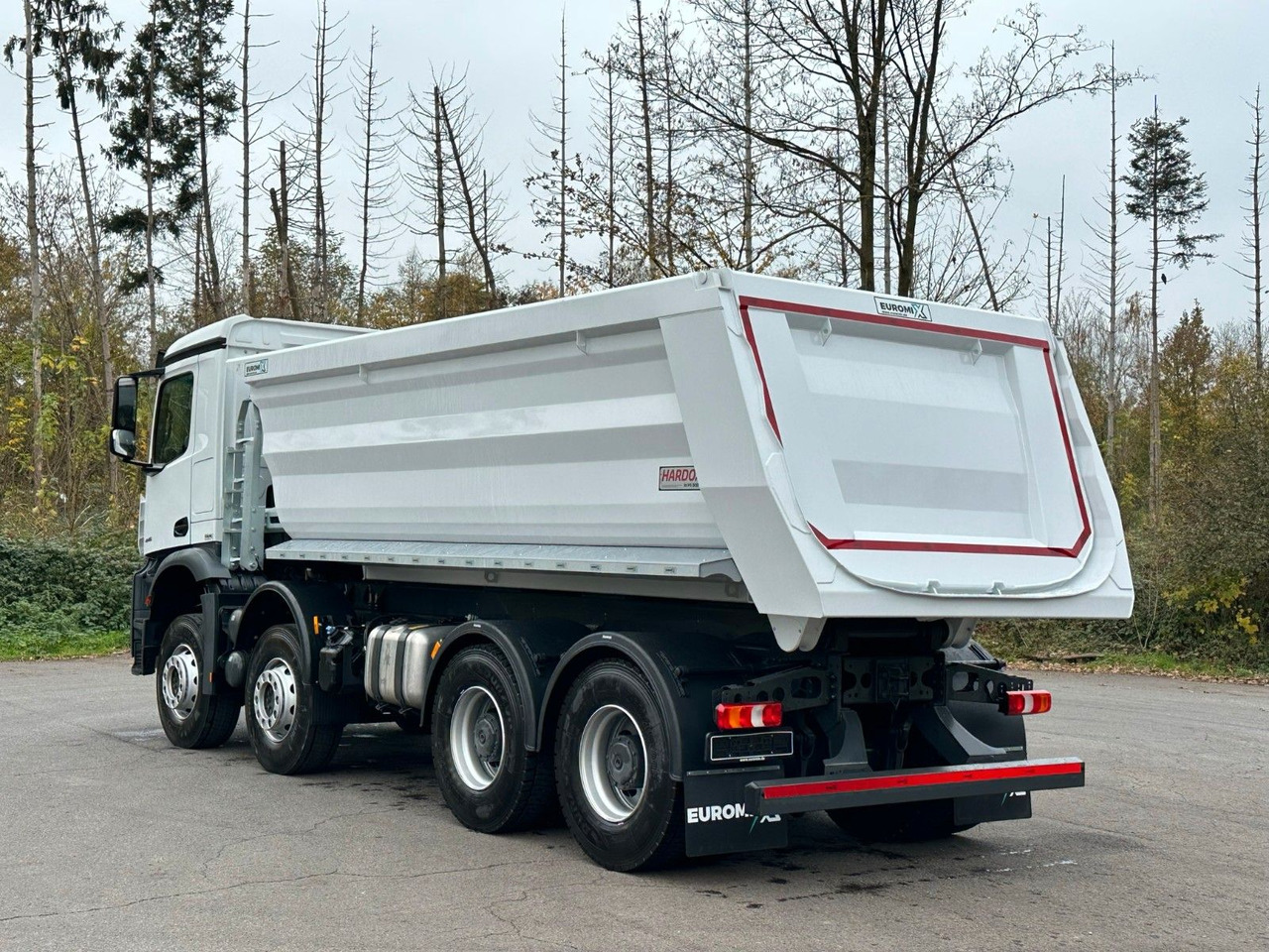 Mercedes-Benz AROCS 5 4145 8X4 E6e EuromixMTP 18m³ Kipper - Kiper: slika Mercedes-Benz AROCS 5 4145 8X4 E6e EuromixMTP 18m³ Kipper - Kiper Mercedes-Benz AROCS 5 4145 8X4 E6e EuromixMTP 18m³ Kipper - Kiper: slika Mercedes-Benz AROCS 5 4145 8X4 E6e EuromixMTP 18m³ Kipper - Kiper