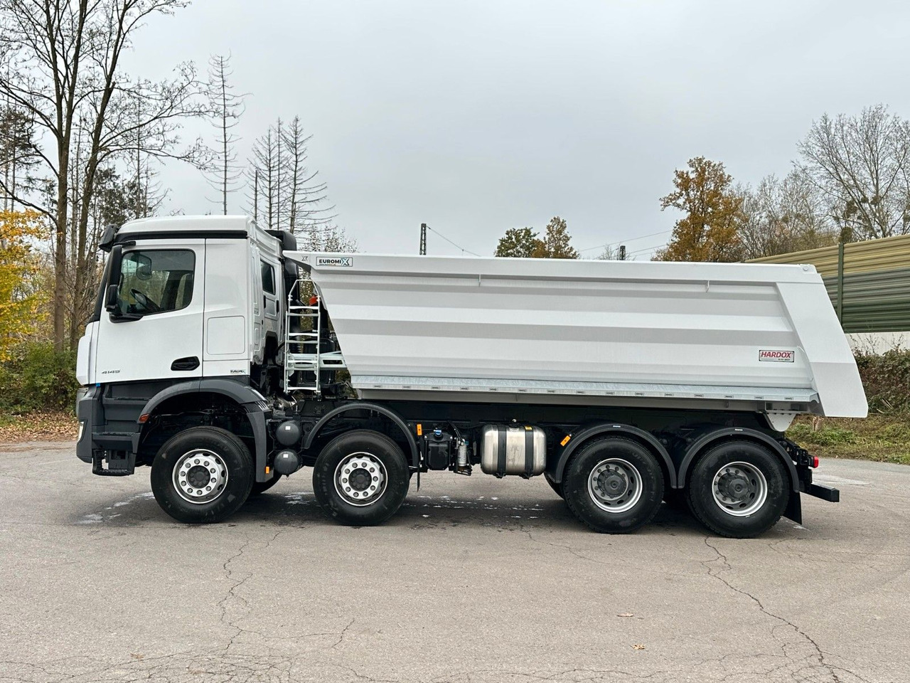 Mercedes-Benz AROCS 5 4145 8X4 E6e EuromixMTP 18m³ Kipper - Kiper: slika Mercedes-Benz AROCS 5 4145 8X4 E6e EuromixMTP 18m³ Kipper - Kiper Mercedes-Benz AROCS 5 4145 8X4 E6e EuromixMTP 18m³ Kipper - Kiper: slika Mercedes-Benz AROCS 5 4145 8X4 E6e EuromixMTP 18m³ Kipper - Kiper