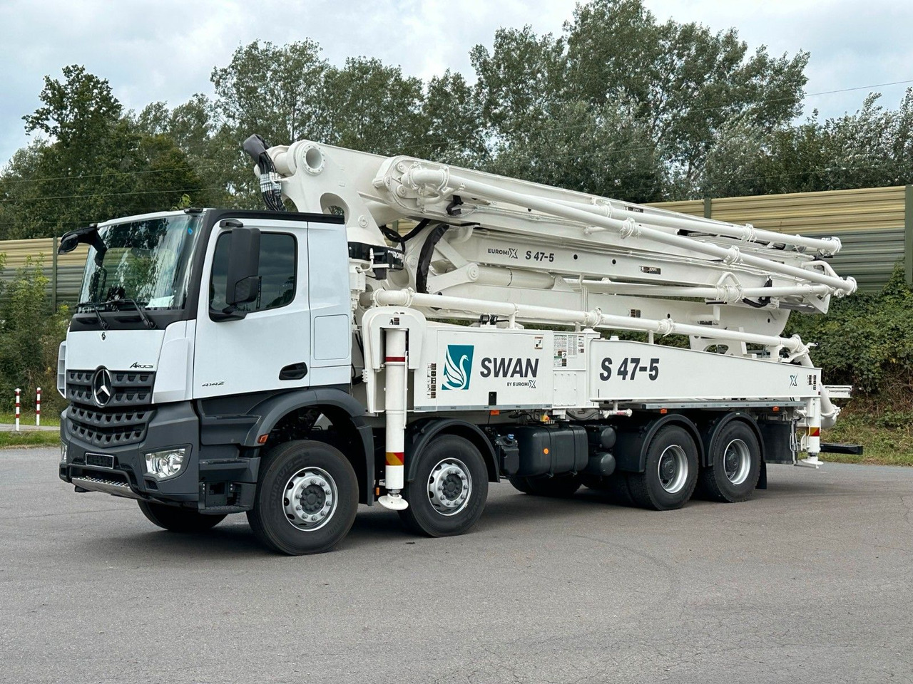 Mercedes-Benz Arocs 5 4142 8x4 SWAN TSP 47-5 160RZ ( 47m ) - Automješalica: slika Mercedes-Benz Arocs 5 4142 8x4 SWAN TSP 47-5 160RZ ( 47m ) - Automješalica Mercedes-Benz Arocs 5 4142 8x4 SWAN TSP 47-5 160RZ ( 47m ) - Automješalica: slika Mercedes-Benz Arocs 5 4142 8x4 SWAN TSP 47-5 160RZ ( 47m ) - Automješalica