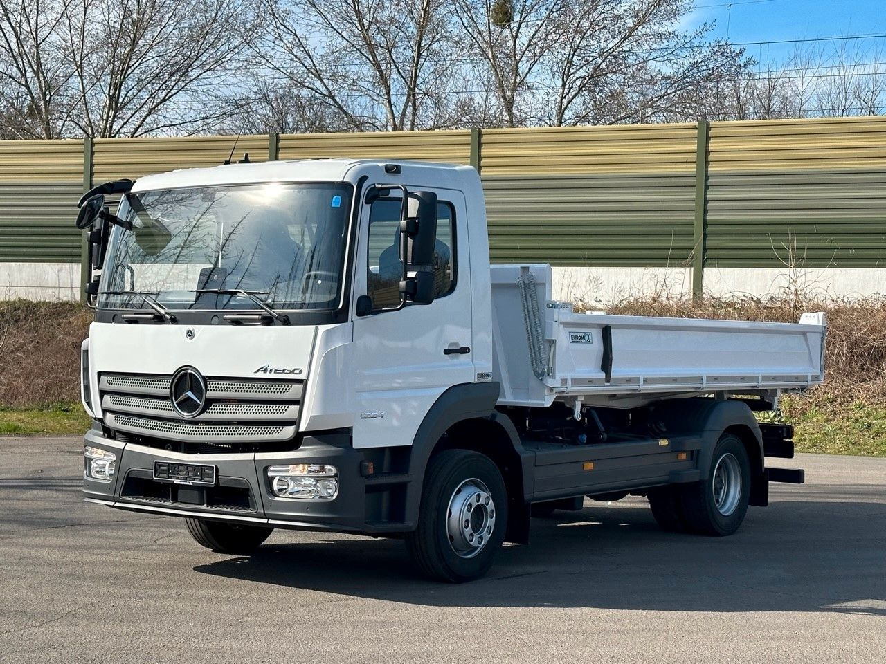 Mercedes-Benz Atego 1224 K EuromixMTP 3-Seiten-Kipper - Kiper: slika Mercedes-Benz Atego 1224 K EuromixMTP 3-Seiten-Kipper - Kiper Mercedes-Benz Atego 1224 K EuromixMTP 3-Seiten-Kipper - Kiper: slika Mercedes-Benz Atego 1224 K EuromixMTP 3-Seiten-Kipper - Kiper