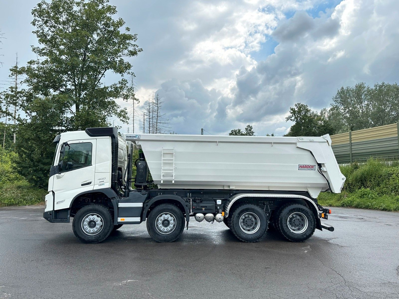 Volvo FMX 460 8x4 EuromixMTP EMK 20m³ Mulden Kipper - Kiper: slika Volvo FMX 460 8x4 EuromixMTP EMK 20m³ Mulden Kipper - Kiper Volvo FMX 460 8x4 EuromixMTP EMK 20m³ Mulden Kipper - Kiper: slika Volvo FMX 460 8x4 EuromixMTP EMK 20m³ Mulden Kipper - Kiper
