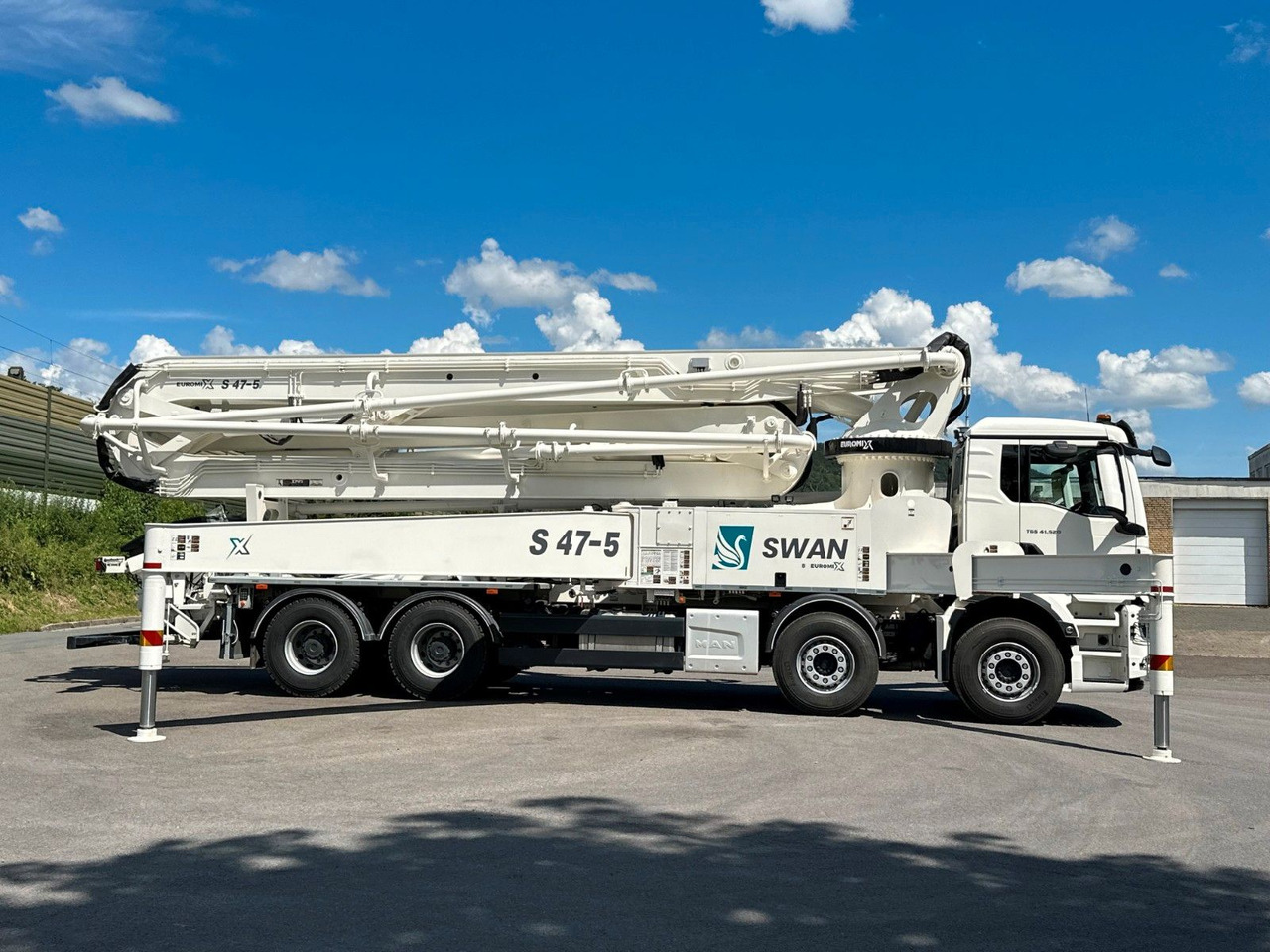 Volvo FMX 500 8x4 SWAN 47m Betonpumpe EuromixMTP - Beton pumpa: slika Volvo FMX 500 8x4 SWAN 47m Betonpumpe EuromixMTP - Beton pumpa Volvo FMX 500 8x4 SWAN 47m Betonpumpe EuromixMTP - Beton pumpa: slika Volvo FMX 500 8x4 SWAN 47m Betonpumpe EuromixMTP - Beton pumpa