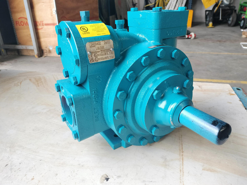 Blackmer LPG Pump LGLD2 and LGLD3 (Pumpset v-belt drive) - Pumpa za vodu: slika Blackmer LPG Pump LGLD2 and LGLD3 (Pumpset v-belt drive) - Pumpa za vodu Blackmer LPG Pump LGLD2 and LGLD3 (Pumpset v-belt drive) - Pumpa za vodu: slika Blackmer LPG Pump LGLD2 and LGLD3 (Pumpset v-belt drive) - Pumpa za vodu