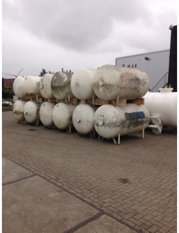 LPG GASTANK 2700 LITER Aboveground - Spremnik goriva: slika LPG GASTANK 2700 LITER Aboveground - Spremnik goriva LPG GASTANK 2700 LITER Aboveground - Spremnik goriva: slika LPG GASTANK 2700 LITER Aboveground - Spremnik goriva