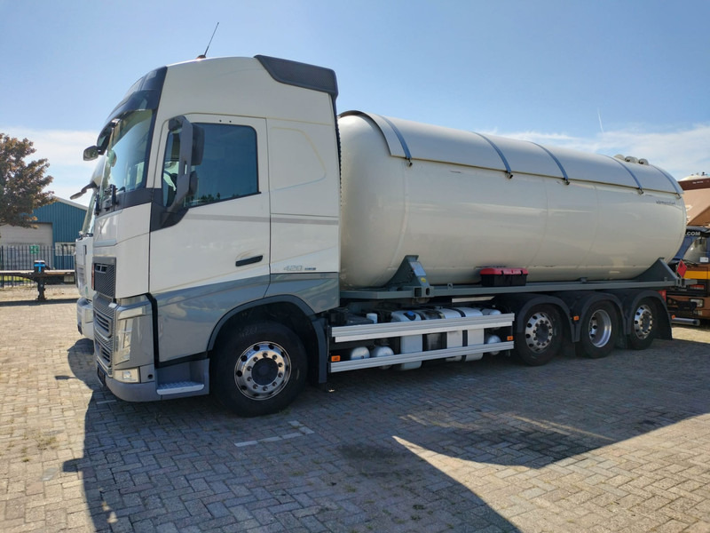 Volvo FH 420 8x2-4 -32791 L Gas tank truck -Gas, Gaz, LPG, GPL, Propane, Butane tank, Gastank ID 2.169 Eurotank, flowmeter, pump - Kamion cisterna: slika Volvo FH 420 8x2-4 -32791 L Gas tank truck -Gas, Gaz, LPG, GPL, Propane, Butane tank, Gastank ID 2.169 Eurotank, flowmeter, pump - Kamion cisterna Volvo FH 420 8x2-4 -32791 L Gas tank truck -Gas, Gaz, LPG, GPL, Propane, Butane tank, Gastank ID 2.169 Eurotank, flowmeter, pump - Kamion cisterna: slika Volvo FH 420 8x2-4 -32791 L Gas tank truck -Gas, Gaz, LPG, GPL, Propane, Butane tank, Gastank ID 2.169 Eurotank, flowmeter, pump - Kamion cisterna