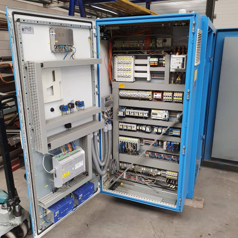 ZIEGLER Generator, WKK, M.A.N. motor (E0834) 50 KW electric/ 80KW thermic 1500 RPM 4 cylinders Sound muted - Zračni kompresor: slika ZIEGLER Generator, WKK, M.A.N. motor (E0834) 50 KW electric/ 80KW thermic 1500 RPM 4 cylinders Sound muted - Zračni kompresor ZIEGLER Generator, WKK, M.A.N. motor (E0834) 50 KW electric/ 80KW thermic 1500 RPM 4 cylinders Sound muted - Zračni kompresor: slika ZIEGLER Generator, WKK, M.A.N. motor (E0834) 50 KW electric/ 80KW thermic 1500 RPM 4 cylinders Sound muted - Zračni kompresor