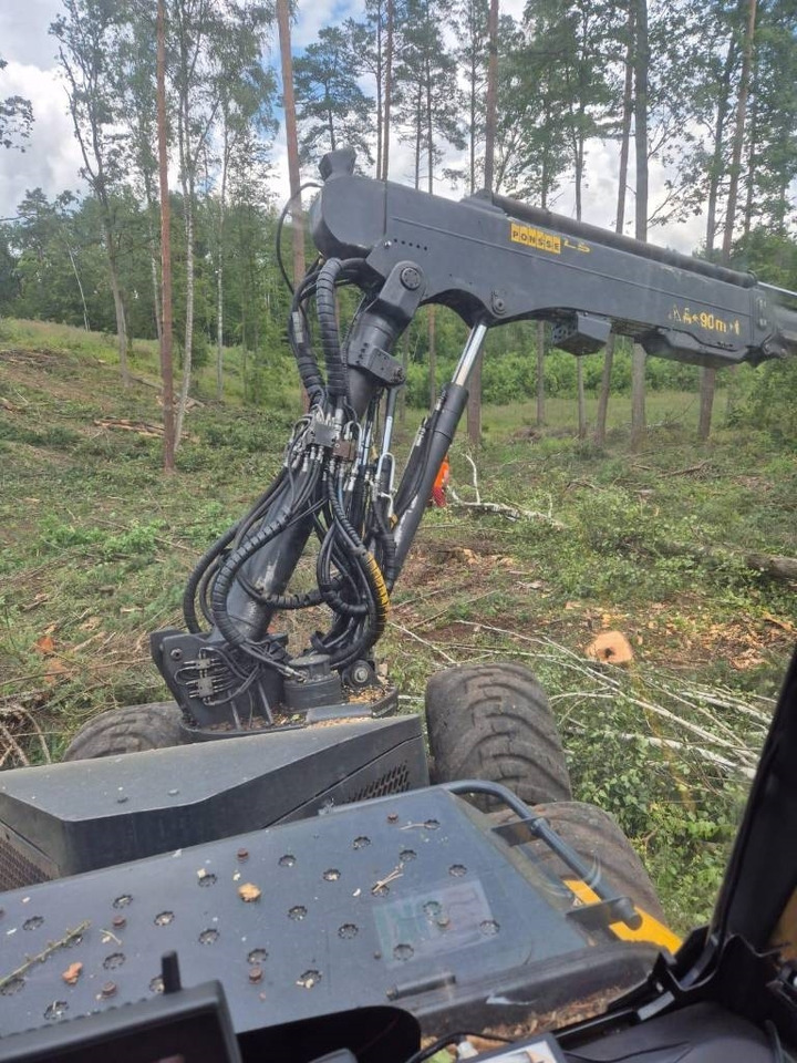 Kombajn za šumarstvo Ponsse Ergo 6W: slika Kombajn za šumarstvo Ponsse Ergo 6W
