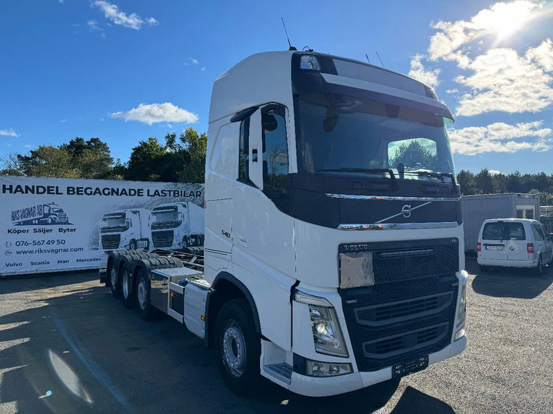 Volvo FH 540 8x2*4, ADR, Euro 6, Chassi (ex. Tank-truck), 2018 - Kamion-šasija: slika Volvo FH 540 8x2*4, ADR, Euro 6, Chassi (ex. Tank-truck), 2018 - Kamion-šasija Volvo FH 540 8x2*4, ADR, Euro 6, Chassi (ex. Tank-truck), 2018 - Kamion-šasija: slika Volvo FH 540 8x2*4, ADR, Euro 6, Chassi (ex. Tank-truck), 2018 - Kamion-šasija