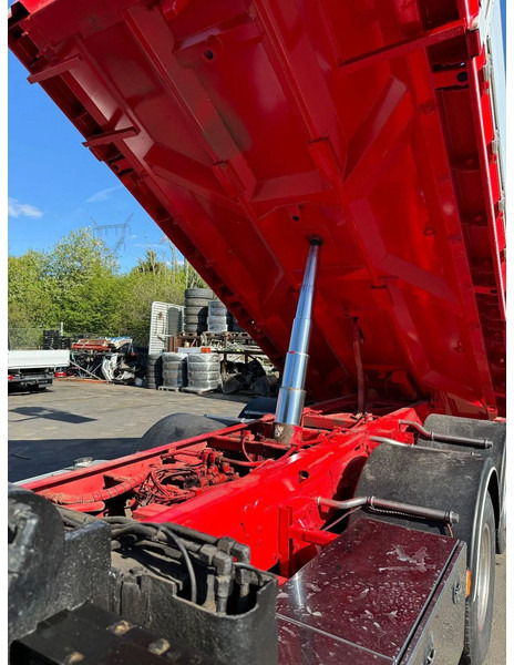 Volvo FM 340 6x2, Tipper + Crane + Skylift, 2009 - Kamion s kranom: slika Volvo FM 340 6x2, Tipper + Crane + Skylift, 2009 - Kamion s kranom Volvo FM 340 6x2, Tipper + Crane + Skylift, 2009 - Kamion s kranom: slika Volvo FM 340 6x2, Tipper + Crane + Skylift, 2009 - Kamion s kranom