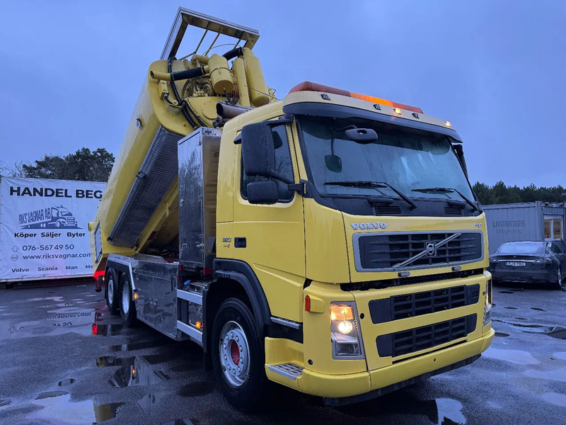 Volvo FM 380 6x2*4, Vacuum / High-pressure truck, 16m3, 2008 - Vakum kamion: slika Volvo FM 380 6x2*4, Vacuum / High-pressure truck, 16m3, 2008 - Vakum kamion Volvo FM 380 6x2*4, Vacuum / High-pressure truck, 16m3, 2008 - Vakum kamion: slika Volvo FM 380 6x2*4, Vacuum / High-pressure truck, 16m3, 2008 - Vakum kamion