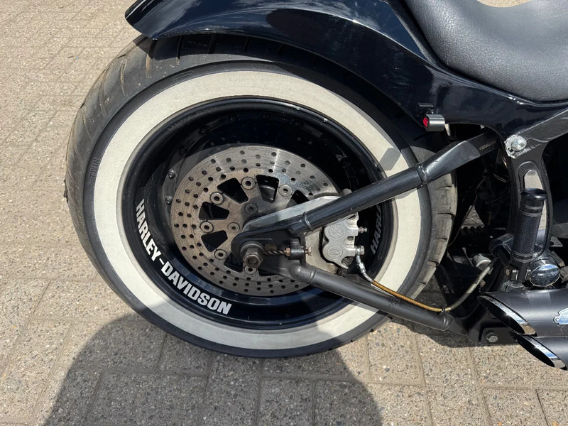 Harley-Davidson NIGHT TRAIN NIGHT TRAIN 1450 TWIN CAM - Motocikl: slika Harley-Davidson NIGHT TRAIN NIGHT TRAIN 1450 TWIN CAM - Motocikl Harley-Davidson NIGHT TRAIN NIGHT TRAIN 1450 TWIN CAM - Motocikl: slika Harley-Davidson NIGHT TRAIN NIGHT TRAIN 1450 TWIN CAM - Motocikl