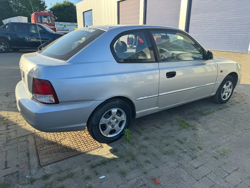 Hyundai Accent **PETROL-ESSENCE-BELGIUM CAR** - Limuzina: slika Hyundai Accent **PETROL-ESSENCE-BELGIUM CAR** - Limuzina Hyundai Accent **PETROL-ESSENCE-BELGIUM CAR** - Limuzina: slika Hyundai Accent **PETROL-ESSENCE-BELGIUM CAR** - Limuzina