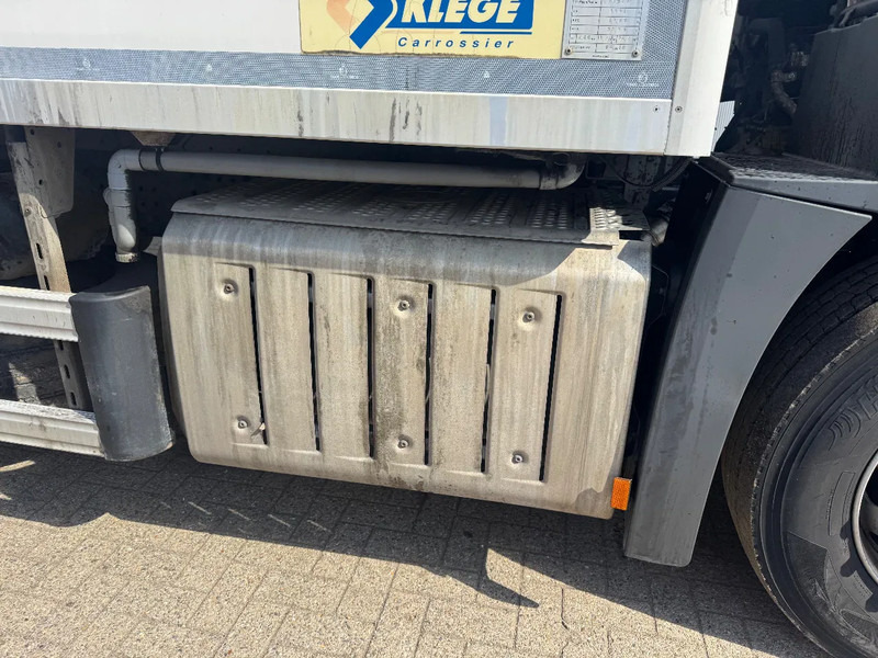 Mercedes-Benz Antos 1827 **BLUETEC 6-FRENCH TRUCK-8,70L BOX** - Kamion hladnjača: slika Mercedes-Benz Antos 1827 **BLUETEC 6-FRENCH TRUCK-8,70L BOX** - Kamion hladnjača Mercedes-Benz Antos 1827 **BLUETEC 6-FRENCH TRUCK-8,70L BOX** - Kamion hladnjača: slika Mercedes-Benz Antos 1827 **BLUETEC 6-FRENCH TRUCK-8,70L BOX** - Kamion hladnjača