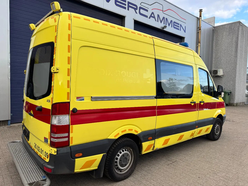 Mercedes-Benz Sprinter 316 **AMBULANCE-EURO 5-AIRCO** - Vozilo hitne pomoći: slika Mercedes-Benz Sprinter 316 **AMBULANCE-EURO 5-AIRCO** - Vozilo hitne pomoći Mercedes-Benz Sprinter 316 **AMBULANCE-EURO 5-AIRCO** - Vozilo hitne pomoći: slika Mercedes-Benz Sprinter 316 **AMBULANCE-EURO 5-AIRCO** - Vozilo hitne pomoći
