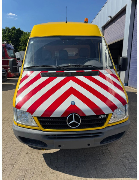 Mercedes-Benz Sprinter **414 PETROL-ESSENCE-115000Km** - Furgon: slika Mercedes-Benz Sprinter **414 PETROL-ESSENCE-115000Km** - Furgon Mercedes-Benz Sprinter **414 PETROL-ESSENCE-115000Km** - Furgon: slika Mercedes-Benz Sprinter **414 PETROL-ESSENCE-115000Km** - Furgon