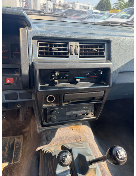 Pick-up Nissan King-cab **DIESEL-4X4**: slika Pick-up Nissan King-cab **DIESEL-4X4**