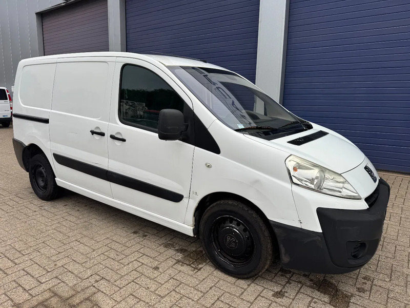 Peugeot Expert **1560CC-EURO 4-AC** - Mali kombi: slika Peugeot Expert **1560CC-EURO 4-AC** - Mali kombi Peugeot Expert **1560CC-EURO 4-AC** - Mali kombi: slika Peugeot Expert **1560CC-EURO 4-AC** - Mali kombi