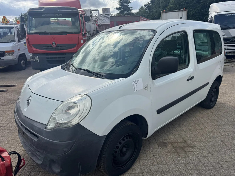 Renault Kangoo **EURO4-DIESEL** - Mali kombi: slika Renault Kangoo **EURO4-DIESEL** - Mali kombi Renault Kangoo **EURO4-DIESEL** - Mali kombi: slika Renault Kangoo **EURO4-DIESEL** - Mali kombi