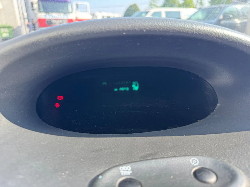 Hatchback Toyota Yaris **PETROL-AIRCO**: slika Hatchback Toyota Yaris **PETROL-AIRCO**