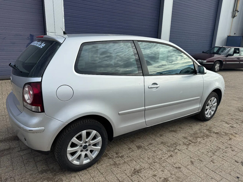 Volkswagen Polo **EURO4-1198CC-BELGIAN CAR** - Limuzina: slika Volkswagen Polo **EURO4-1198CC-BELGIAN CAR** - Limuzina Volkswagen Polo **EURO4-1198CC-BELGIAN CAR** - Limuzina: slika Volkswagen Polo **EURO4-1198CC-BELGIAN CAR** - Limuzina