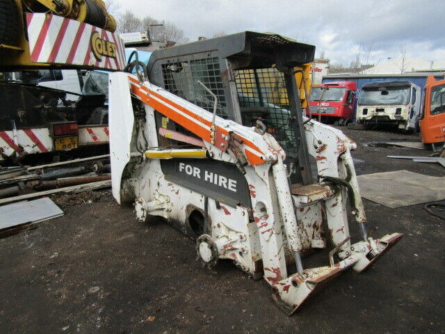 CASE 60XT SKID STEER 4BT CUMMINS (PARTS) - Mini utovarivač: slika CASE 60XT SKID STEER 4BT CUMMINS (PARTS) - Mini utovarivač CASE 60XT SKID STEER 4BT CUMMINS (PARTS) - Mini utovarivač: slika CASE 60XT SKID STEER 4BT CUMMINS (PARTS) - Mini utovarivač