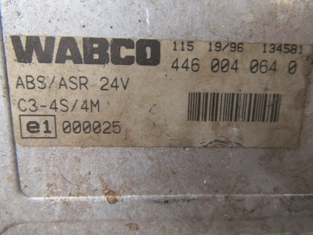 DAF 75 WABCO ABS ECU P/NO 446 004 064 0 - Upravljačka jedinica (ECU) za Kamion: slika DAF 75 WABCO ABS ECU P/NO 446 004 064 0 - Upravljačka jedinica (ECU) za Kamion DAF 75 WABCO ABS ECU P/NO 446 004 064 0 - Upravljačka jedinica (ECU) za Kamion: slika DAF 75 WABCO ABS ECU P/NO 446 004 064 0 - Upravljačka jedinica (ECU) za Kamion