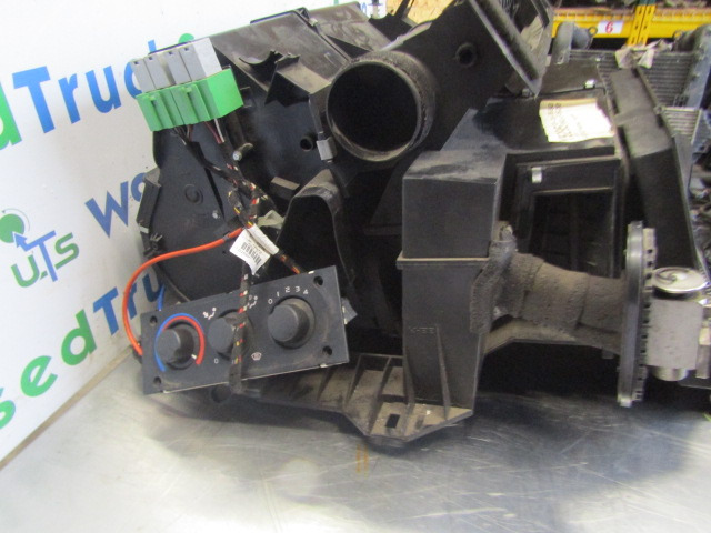 DAF XF 105 HEATER MATRIX COMPLETE P/NO 1697537 - Motor i dijelovi za Kamion: slika DAF XF 105 HEATER MATRIX COMPLETE P/NO 1697537 - Motor i dijelovi za Kamion DAF XF 105 HEATER MATRIX COMPLETE P/NO 1697537 - Motor i dijelovi za Kamion: slika DAF XF 105 HEATER MATRIX COMPLETE P/NO 1697537 - Motor i dijelovi za Kamion