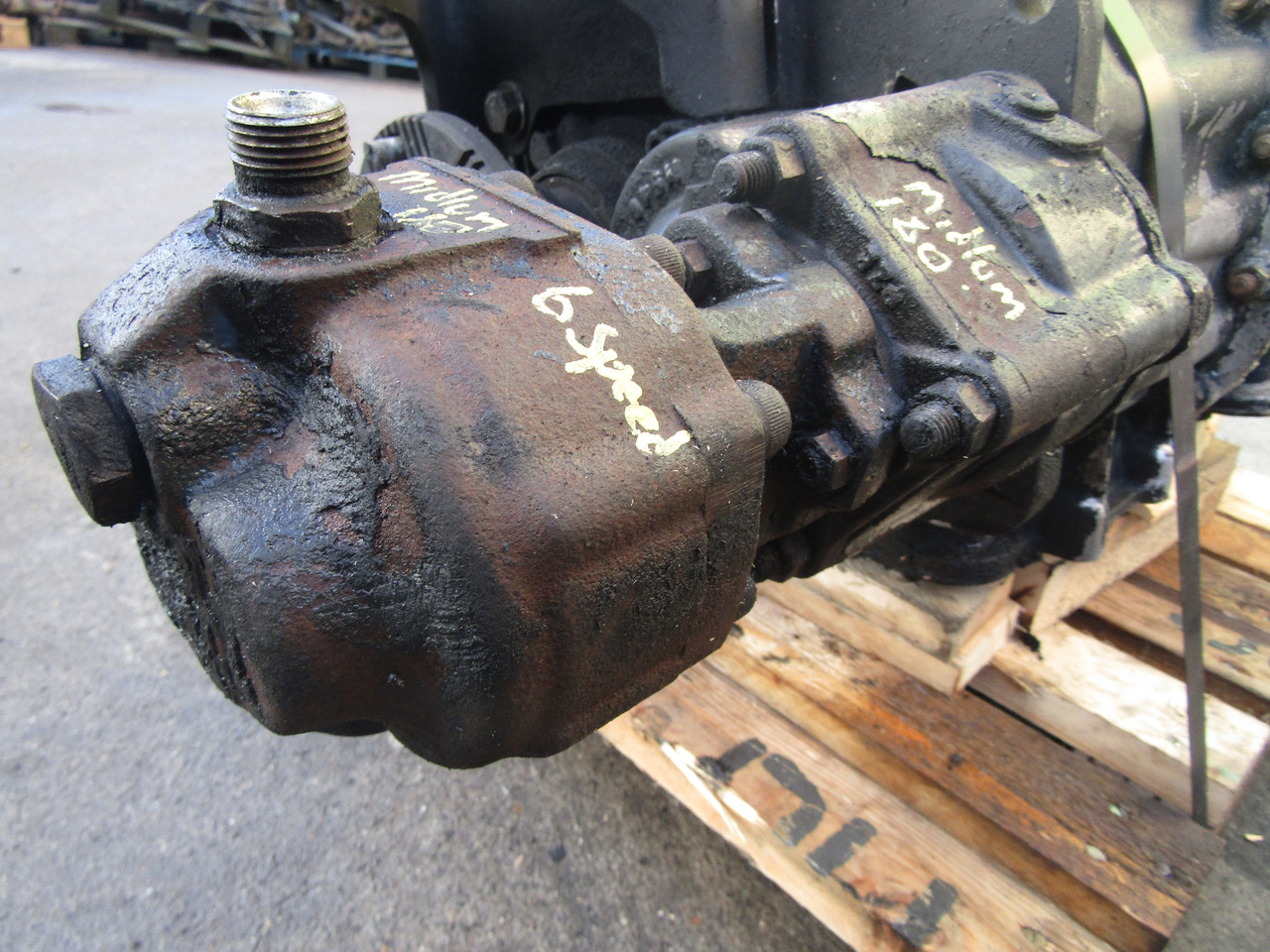 EATON 6 SPEED PTO (5206B GEARBOX) - Hidraulika za Kamion: slika EATON 6 SPEED PTO (5206B GEARBOX) - Hidraulika za Kamion EATON 6 SPEED PTO (5206B GEARBOX) - Hidraulika za Kamion: slika EATON 6 SPEED PTO (5206B GEARBOX) - Hidraulika za Kamion