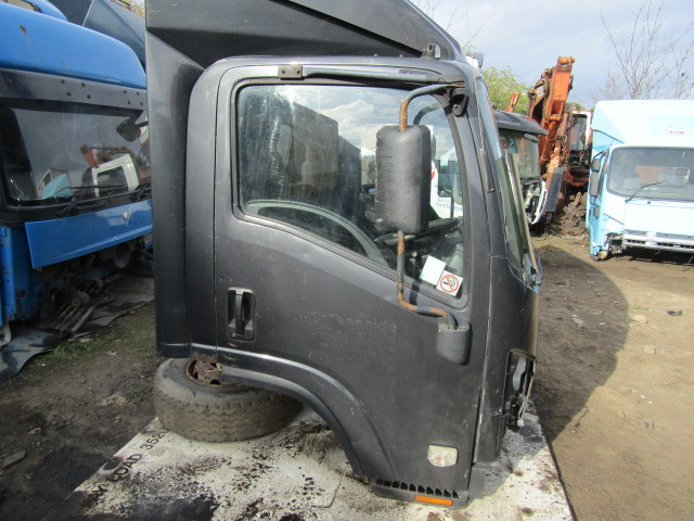 ISUZU N75 CAB (2010) - Kabina za Kamion: slika ISUZU N75 CAB (2010) - Kabina za Kamion ISUZU N75 CAB (2010) - Kabina za Kamion: slika ISUZU N75 CAB (2010) - Kabina za Kamion