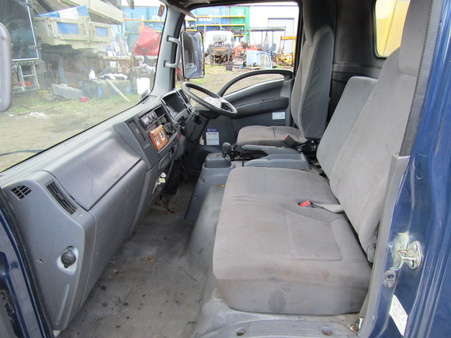 ISUZU N75 CAB (2013) - Kabina za Kamion: slika ISUZU N75 CAB (2013) - Kabina za Kamion ISUZU N75 CAB (2013) - Kabina za Kamion: slika ISUZU N75 CAB (2013) - Kabina za Kamion