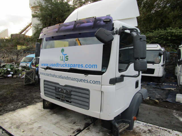 MAN TGM DAY CAB EX 2009 - Kabina za Kamion: slika MAN TGM DAY CAB EX 2009 - Kabina za Kamion MAN TGM DAY CAB EX 2009 - Kabina za Kamion: slika MAN TGM DAY CAB EX 2009 - Kabina za Kamion