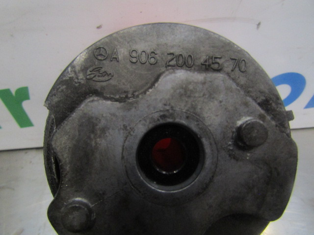 MERCEDES 1829 EURO 5 OM906 FAN BELT TENSIONER A906 200 4570 - Motor i dijelovi za Kamion: slika MERCEDES 1829 EURO 5 OM906 FAN BELT TENSIONER A906 200 4570 - Motor i dijelovi za Kamion MERCEDES 1829 EURO 5 OM906 FAN BELT TENSIONER A906 200 4570 - Motor i dijelovi za Kamion: slika MERCEDES 1829 EURO 5 OM906 FAN BELT TENSIONER A906 200 4570 - Motor i dijelovi za Kamion