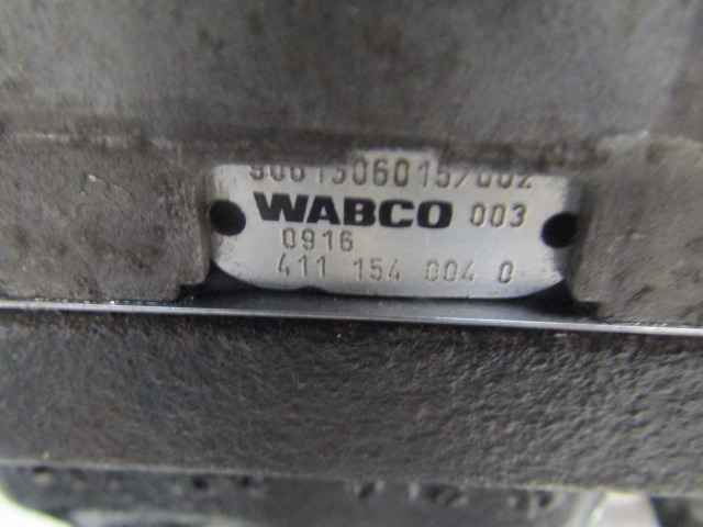 MERCEDES 1829 OM906 EURO 5 WABCO COMPRESSOR 4111540040 - Motor i dijelovi za Kamion: slika MERCEDES 1829 OM906 EURO 5 WABCO COMPRESSOR 4111540040 - Motor i dijelovi za Kamion MERCEDES 1829 OM906 EURO 5 WABCO COMPRESSOR 4111540040 - Motor i dijelovi za Kamion: slika MERCEDES 1829 OM906 EURO 5 WABCO COMPRESSOR 4111540040 - Motor i dijelovi za Kamion