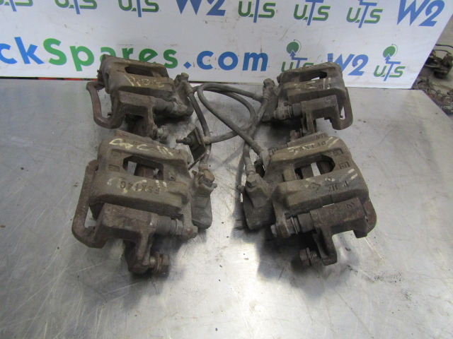 MITSUBISHI FUSO 3C11/3C13 FRONT BRAKE CALIPERS P/NO FSX14C - Dijelovi kočnica za Kamion: slika MITSUBISHI FUSO 3C11/3C13 FRONT BRAKE CALIPERS P/NO FSX14C - Dijelovi kočnica za Kamion MITSUBISHI FUSO 3C11/3C13 FRONT BRAKE CALIPERS P/NO FSX14C - Dijelovi kočnica za Kamion: slika MITSUBISHI FUSO 3C11/3C13 FRONT BRAKE CALIPERS P/NO FSX14C - Dijelovi kočnica za Kamion