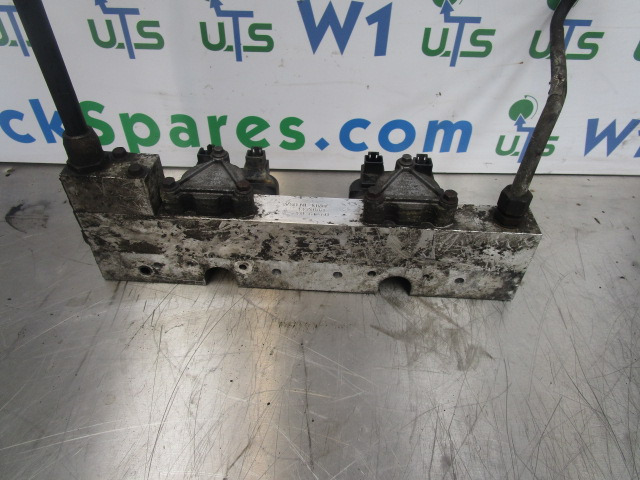 SCANIA 124 420 DC1203 INJECTOR RAIL 1440233/1511693 - Motor i dijelovi za Kamion: slika SCANIA 124 420 DC1203 INJECTOR RAIL 1440233/1511693 - Motor i dijelovi za Kamion SCANIA 124 420 DC1203 INJECTOR RAIL 1440233/1511693 - Motor i dijelovi za Kamion: slika SCANIA 124 420 DC1203 INJECTOR RAIL 1440233/1511693 - Motor i dijelovi za Kamion