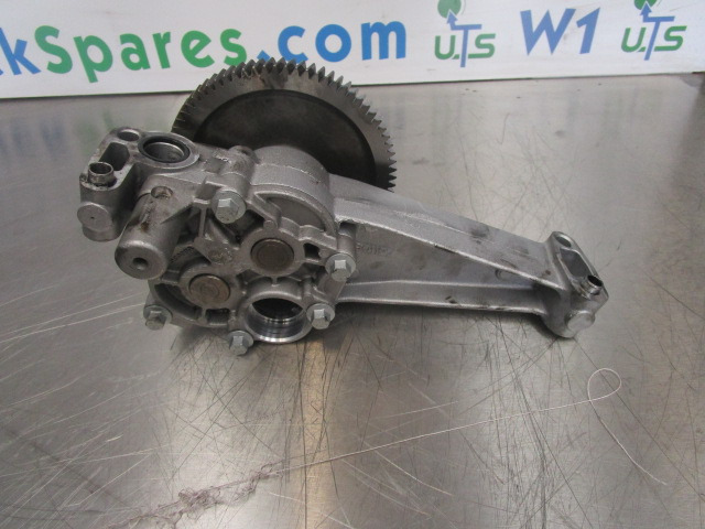 SCANIA 124 420 DC1203 OIL PUMP P/NO 3 - Motor i dijelovi za Kamion: slika SCANIA 124 420 DC1203 OIL PUMP P/NO 3 - Motor i dijelovi za Kamion SCANIA 124 420 DC1203 OIL PUMP P/NO 3 - Motor i dijelovi za Kamion: slika SCANIA 124 420 DC1203 OIL PUMP P/NO 3 - Motor i dijelovi za Kamion